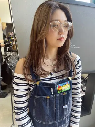 ロング カラー AIRI layer cut hairのヘアスタイル