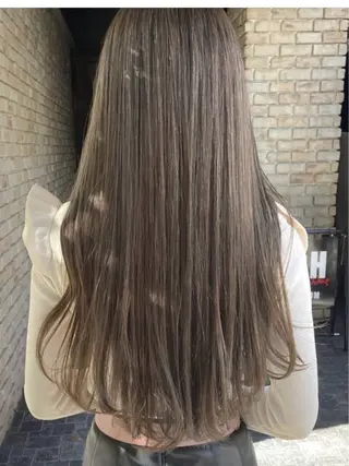 ロング カラー ANDREY所属・川東 惟来のヘアスタイル