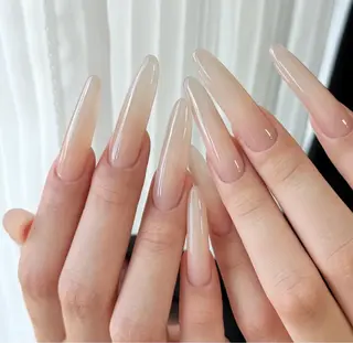 ネイル yurinailsalon所属・萌 モエのネイルデザイン