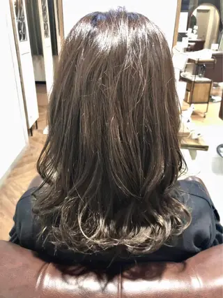 ミディアム カラー パーマ 美髪・髪質改善 有田怜平のヘアスタイル