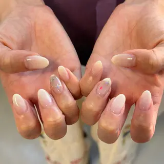 ネイル 滝沢 愛海のネイルデザイン