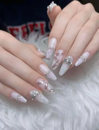 ネイル Lumi Nail 新大久保3‘のネイルデザイン