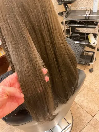 ロング 齋藤 若菜のヘアスタイル