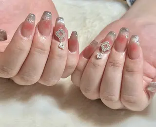 セミロング yuka ♡のネイルデザイン