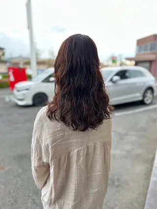 セミロング パーマ 10〜30代垢抜けメ ンズ特化/入沢花音のヘアスタイル