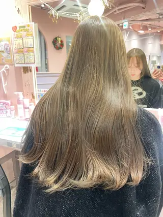 ロング 🩰横浜カットモ デル／ショート／ボブのヘアスタイル