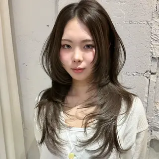 セミロング 🌹ハッシュカット、 レイヤー韓国ヘア🌹のヘアスタイル