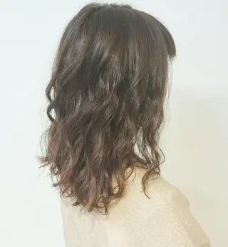 ミディアム カラー 透明感ハイライト◎ 伊藤夏海のヘアスタイル