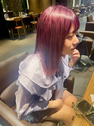 ミディアム カラー ブリーチ＆縮毛矯正 🧸tomoki🧸のヘアスタイル