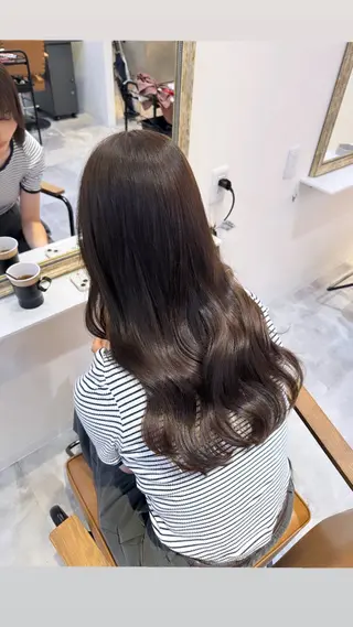 ロング カラー 赤み無し柔らかカラー 【梅田】madokaのヘアスタイル