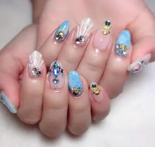 カラー ネイル Q Free nailsのネイルデザイン