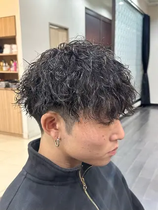 パーマ メンズ プログレス小平小川所属・フェザー/波巻き 雫石大夢のヘアスタイル