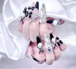 ネイル モニカネイルサロン 松戸店所属・小島 千尋のネイルデザイン