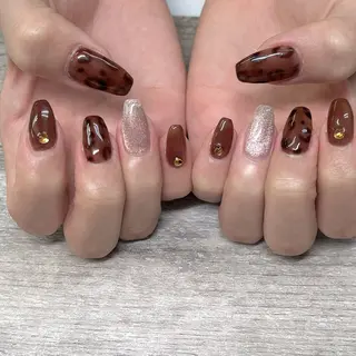 ネイル ネイルサロンアジアン池袋店所属・林 夏萌のネイルデザイン