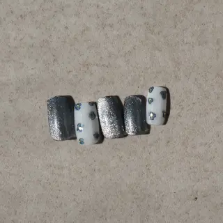 ネイル Y Harunaのネイルデザイン