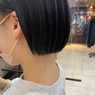 ショート カラー あやめ【顔まわり/レ イヤー/柔らかカラ】のヘアスタイル