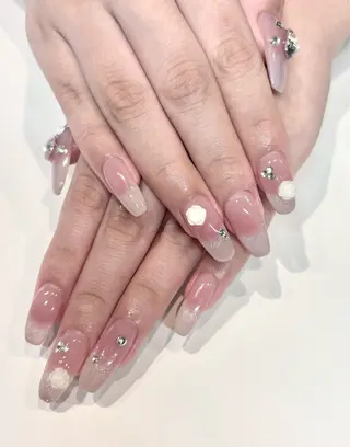 ネイル CECIL beauty labo所属・田中 梨奈のネイルデザイン