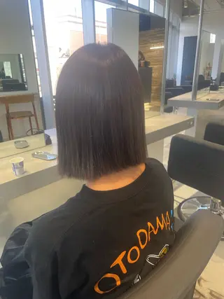 ミディアム EIGHT／栄／ 諏訪　晃平のヘアスタイル