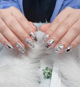 ネイル JOJOネイル所属・JOJO ネイルのネイルデザイン