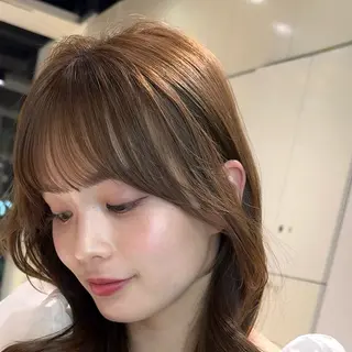 セミロング レイヤー×艶髪🤎. 𝜗𝜚hitomiのヘアスタイル