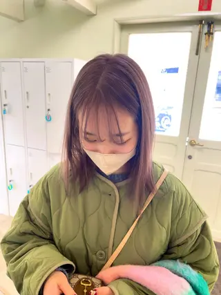 ミディアム カラー ヤナギウチ エリカのヘアスタイル