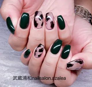 ネイル R inのネイルデザイン