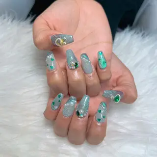 ネイル C ✨Mのネイルデザイン