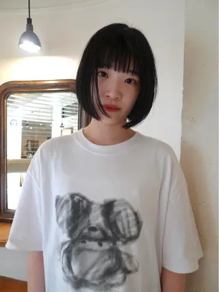 ショート ファッションに 溶け込むstyleのヘアスタイル