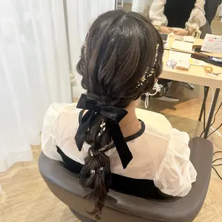 ロング ヘアアレンジ FRAME+なんば駅前店所属・砂野 真璃奈のヘアスタイル