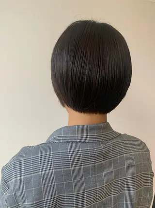 ショート 髪質改善＆ハイトーンカラー Cica神戸三宮元町店所属・福田 美波のヘアスタイル