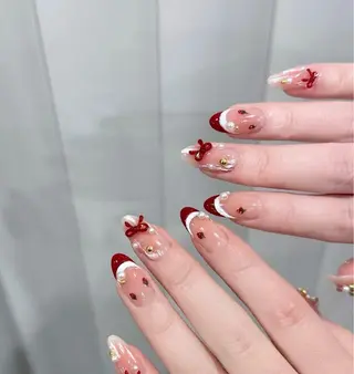 ネイル T. Leeのネイルデザイン