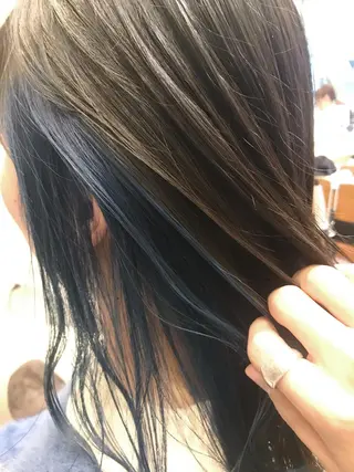 セミロング カラー 入江 允のヘアスタイル