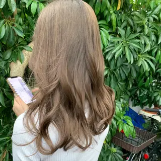 ミディアム カラー Lome'所属・✨ブリーチマスター✨ オクヤマヨウスケのヘアスタイル