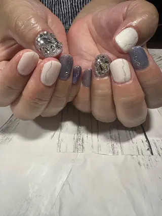 ネイル e.nail所属・🍎吉田 恵里🍎のネイルデザイン