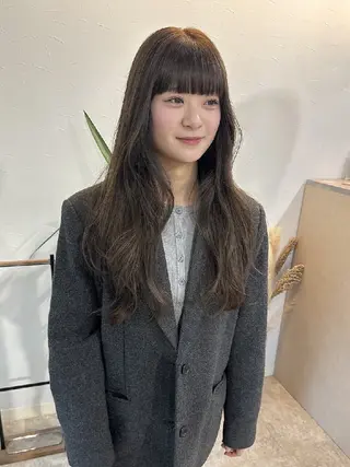 ロング カラー mood 髪質改善 ダブルカラーのヘアスタイル