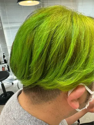 ショート カラー メンズ 藤川 瑛梨奈のマツエク・マツパデザイン