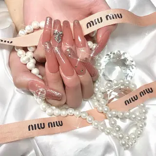 ネイル élu by Noriko 前原のネイルデザイン