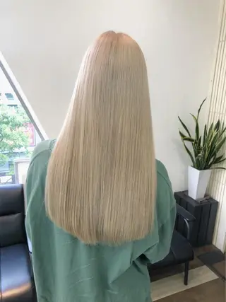 ロング カラー mimiiy梅田 中崎町ハイトーンのヘアスタイル