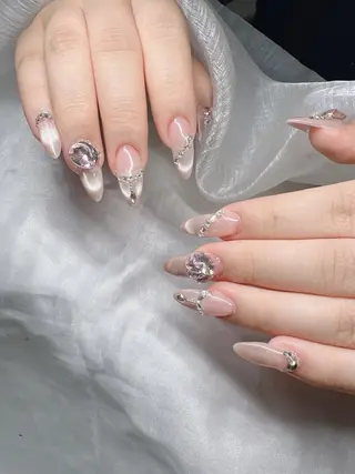 ネイル Lee Nailsのネイルデザイン