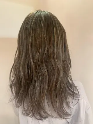 ロング カラー Ｖｉｏｔ  銀座 樋口 桃佳のヘアスタイル