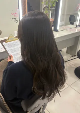 ロング カラー アフェクション金山所属・透明感カラー🫧/ 艶感/ayanaのヘアスタイル