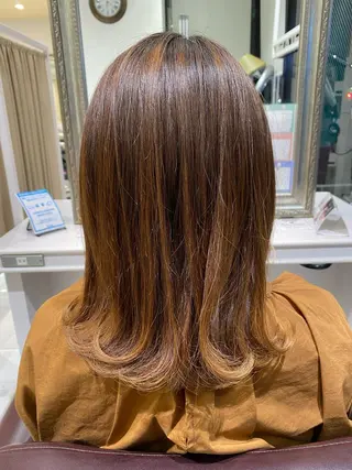 セミロング カラー 🍊オオノ リホ🍑のヘアスタイル