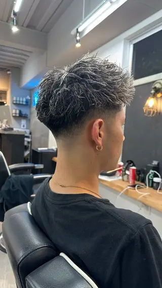 パーマ メンズ 律喜/パーマ /メンズ/フェードのヘアスタイル