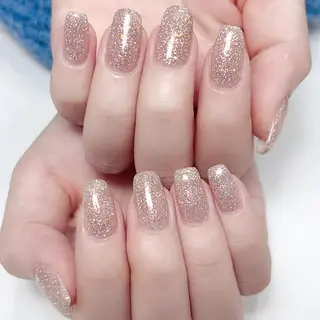 ネイル Elegant beautyルイのネイルデザイン
