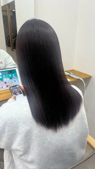 ロング カラー 山下 稚葉 艶髪/透明感カラーのヘアスタイル