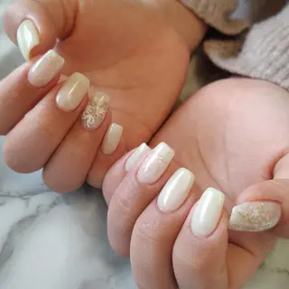 ネイル ジェヌインネイル 河内のネイルデザイン