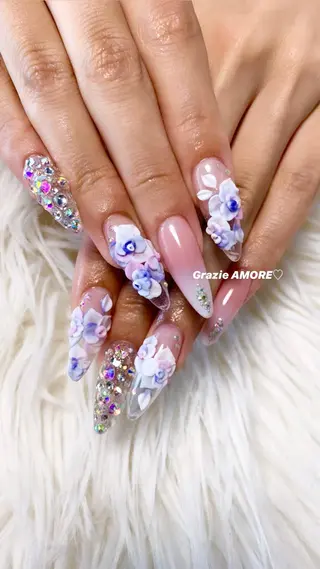 ネイル Grazie AMOREのネイルデザイン