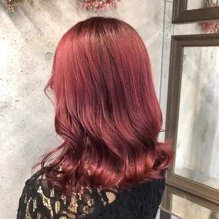 ロング カラー wakana 【ブリーチカラー】のヘアスタイル