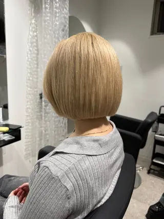 ショート ボブ/ハイトーン🪽 堀内志茉🍀のヘアスタイル