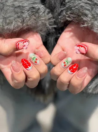 ネイル nailsalon moe.所属・yume 大人ガーリーネイルのネイルデザイン
